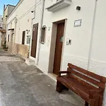 Casa Al Muretto 지노사